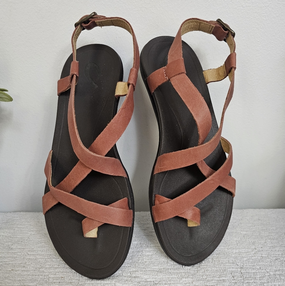 Olukai Upena Cedarwood & Java Leather Strappy Sandals - Picture 7 of 10